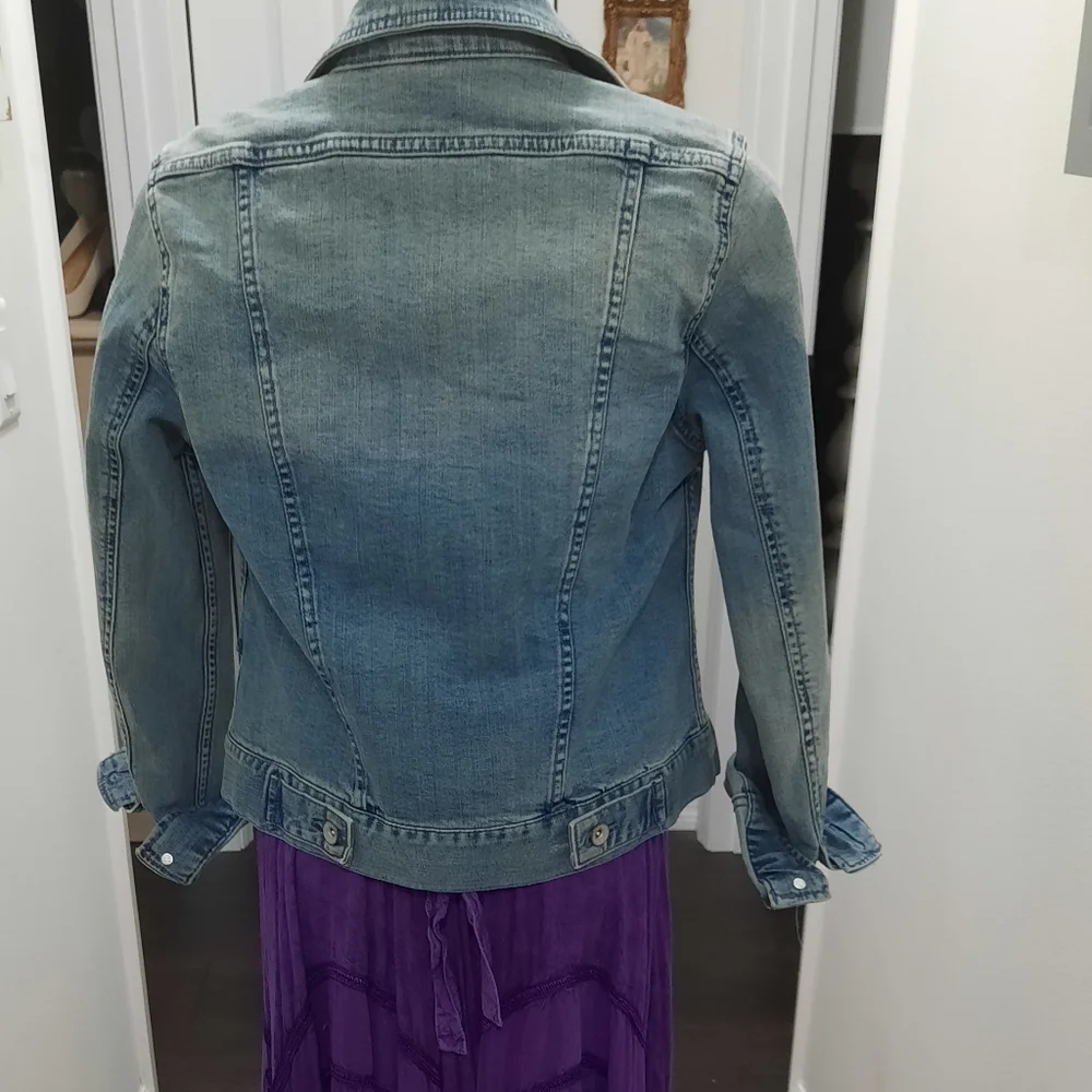 Jean Jacket - Picture 2 of 3